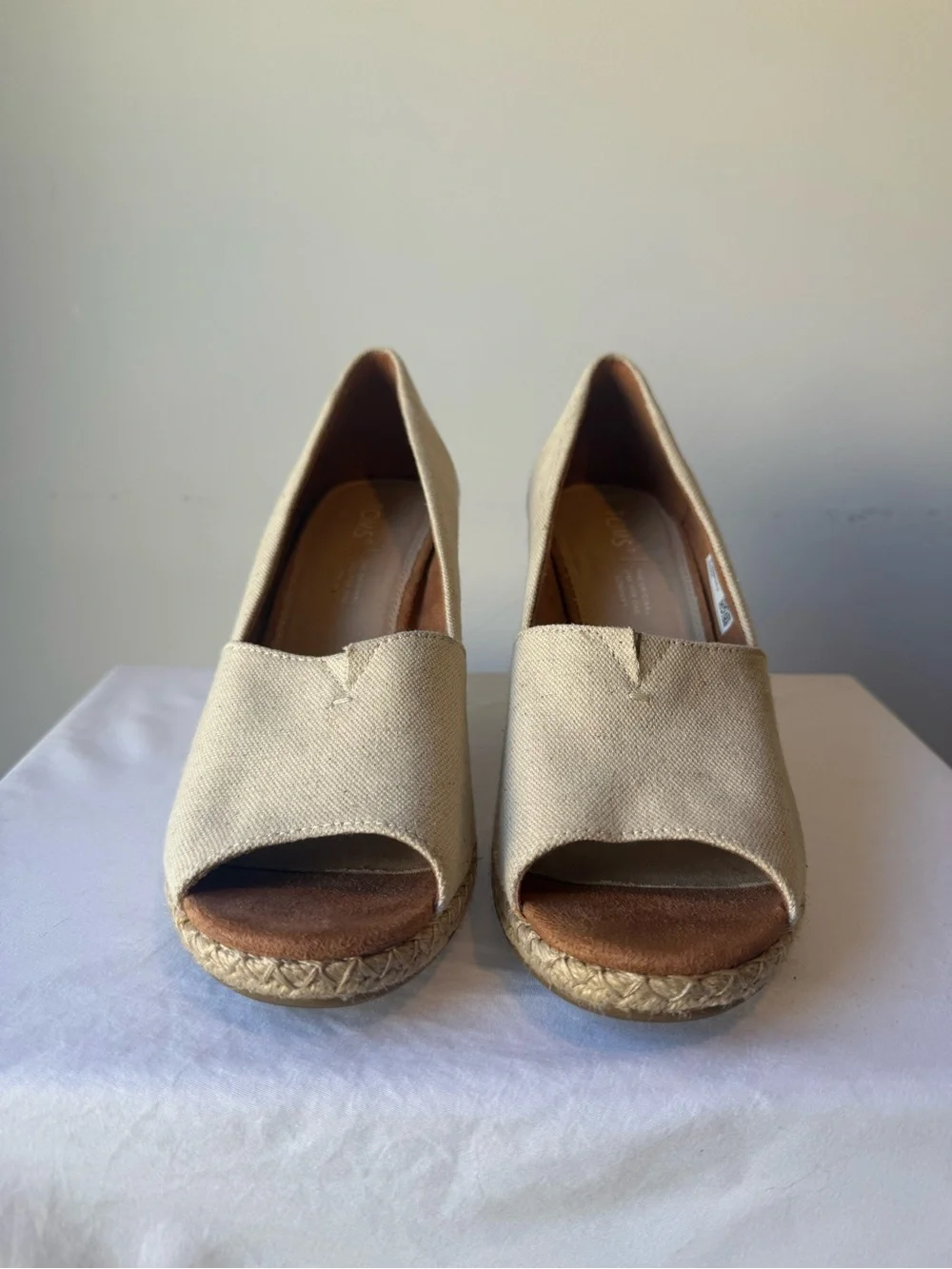 TOMS Canvas Espadrille Peep Toe Wedges Size 9